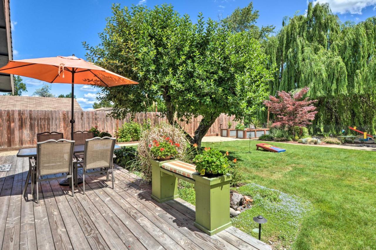 Central Medford Family Retreat With Large Yard! Εξωτερικό φωτογραφία